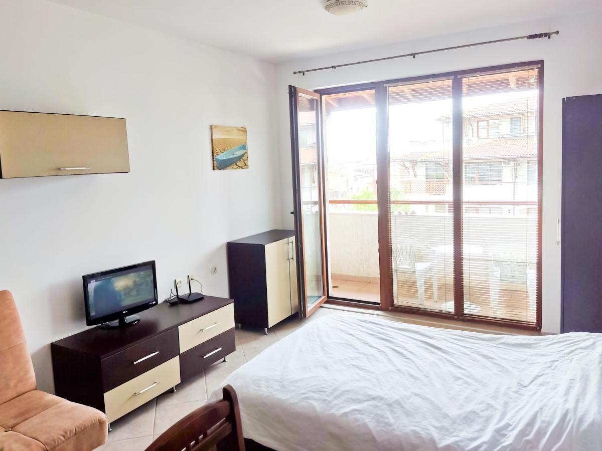 Apartament Studio Comfort Primorsko Mm Complex Exterior photo